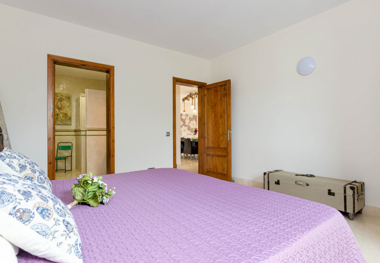 Villa in Santanyi - YourHouse Na Clavet, finca with natural pool near Cala D'Or