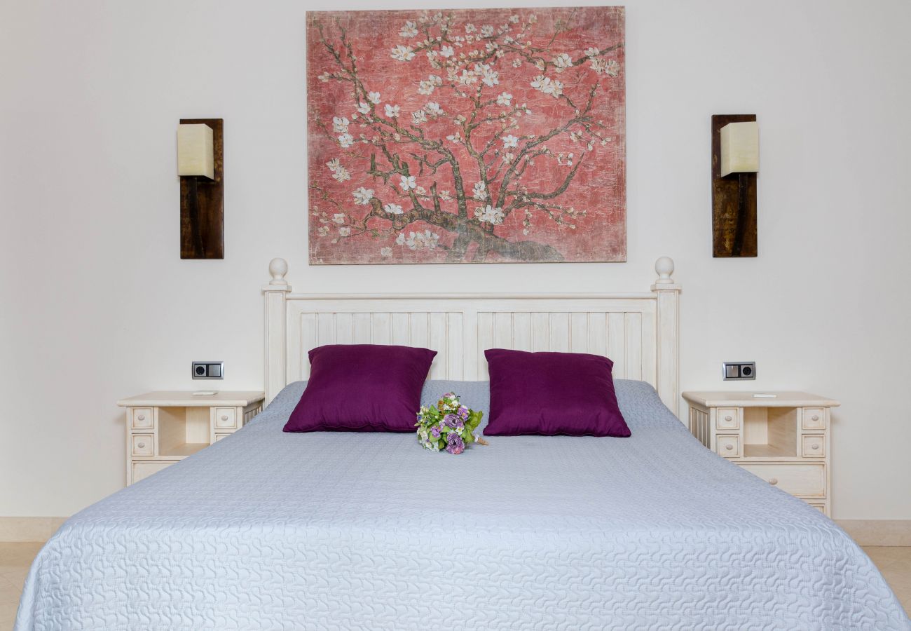 Villa in Santanyi - YourHouse Na Clavet, finca with natural pool near Cala D'Or