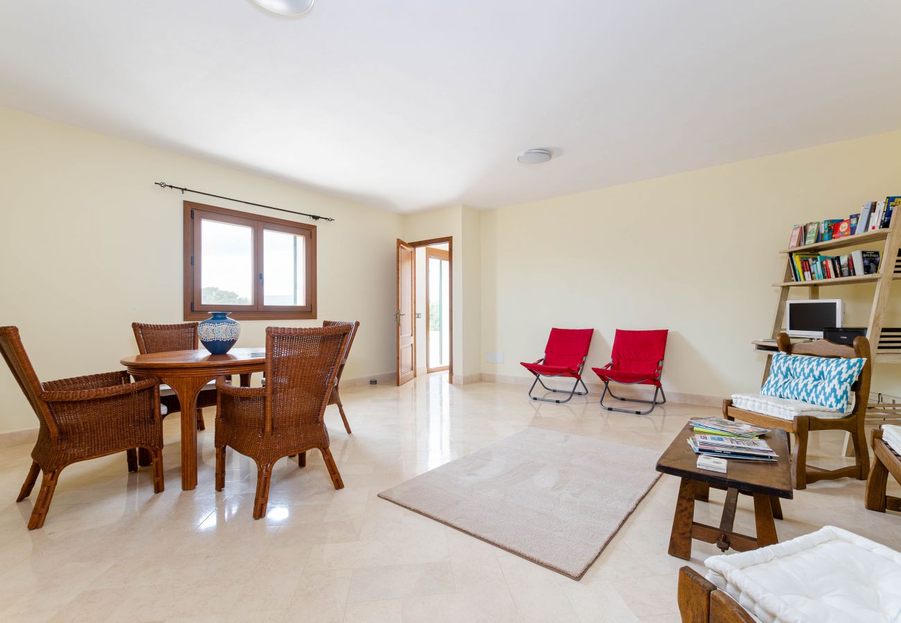 Villa in Santanyi - YourHouse Na Clavet, finca with natural pool near Cala D'Or