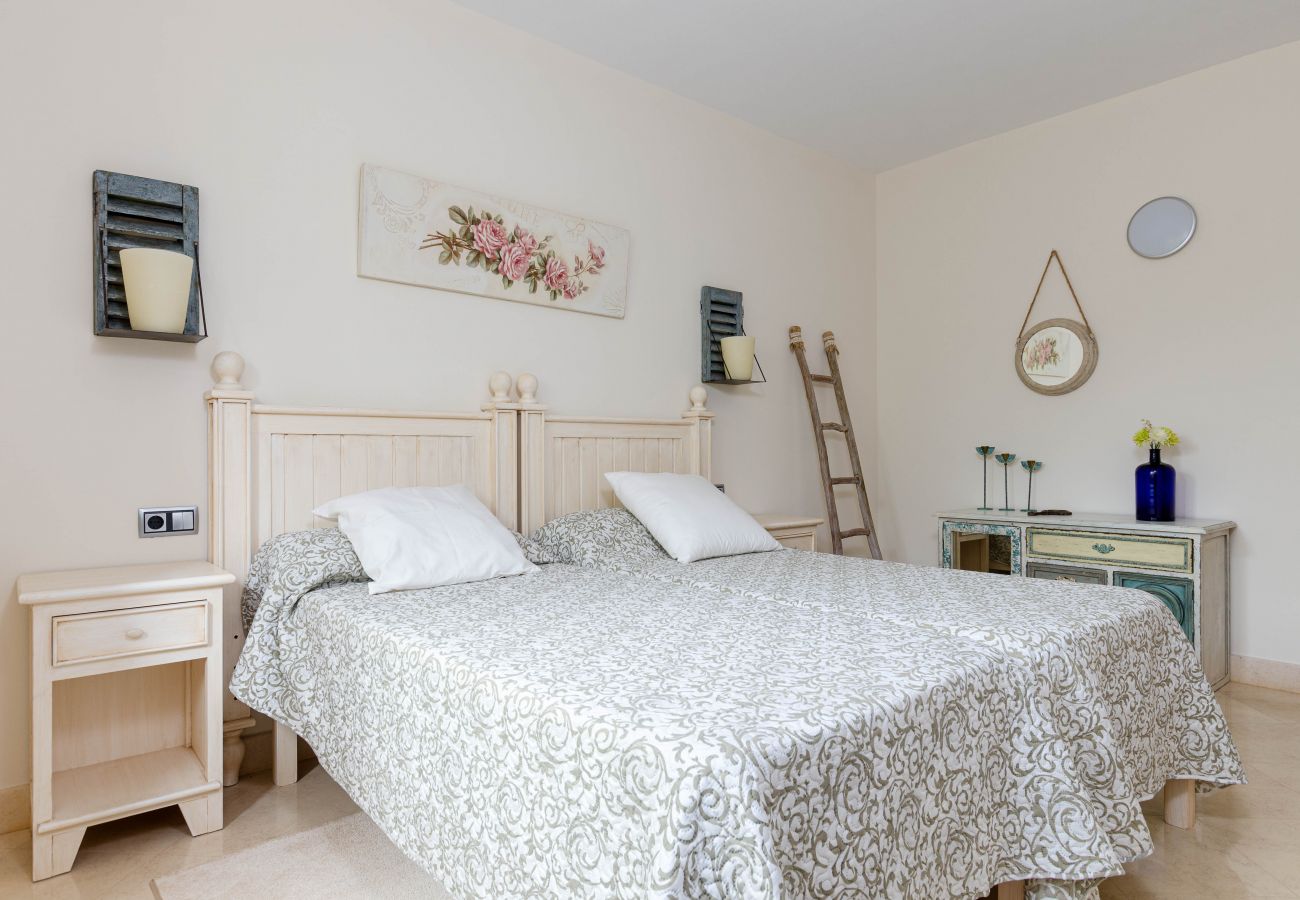 Villa in Santanyi - YourHouse Na Clavet, finca with natural pool near Cala D'Or