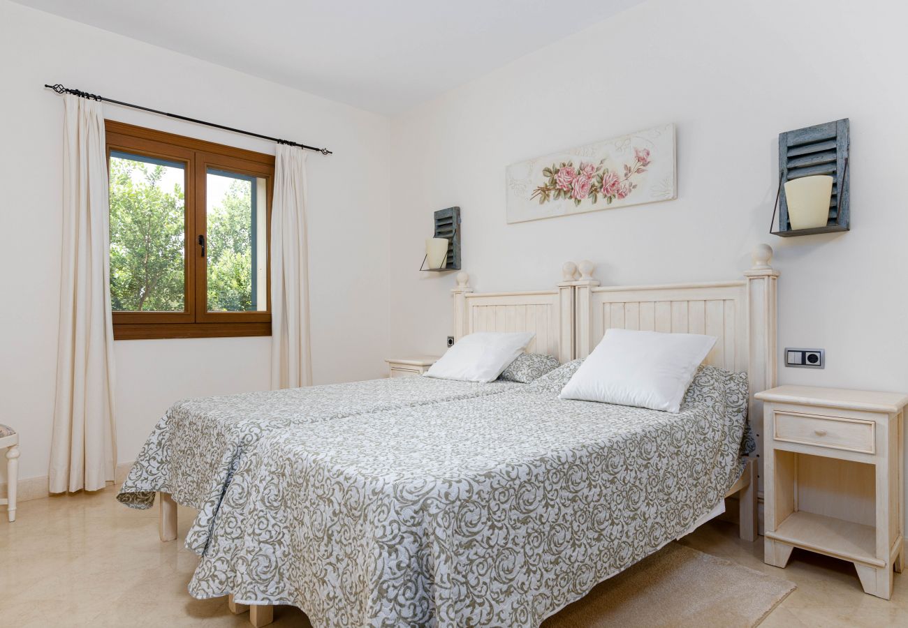 Villa in Santanyi - YourHouse Na Clavet, finca with natural pool near Cala D'Or