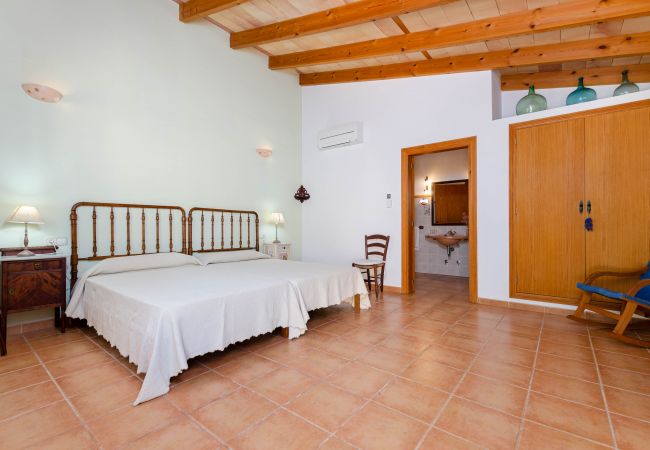 Farm stay in Campos - YourHouse Agroturismo Son Sala, double room