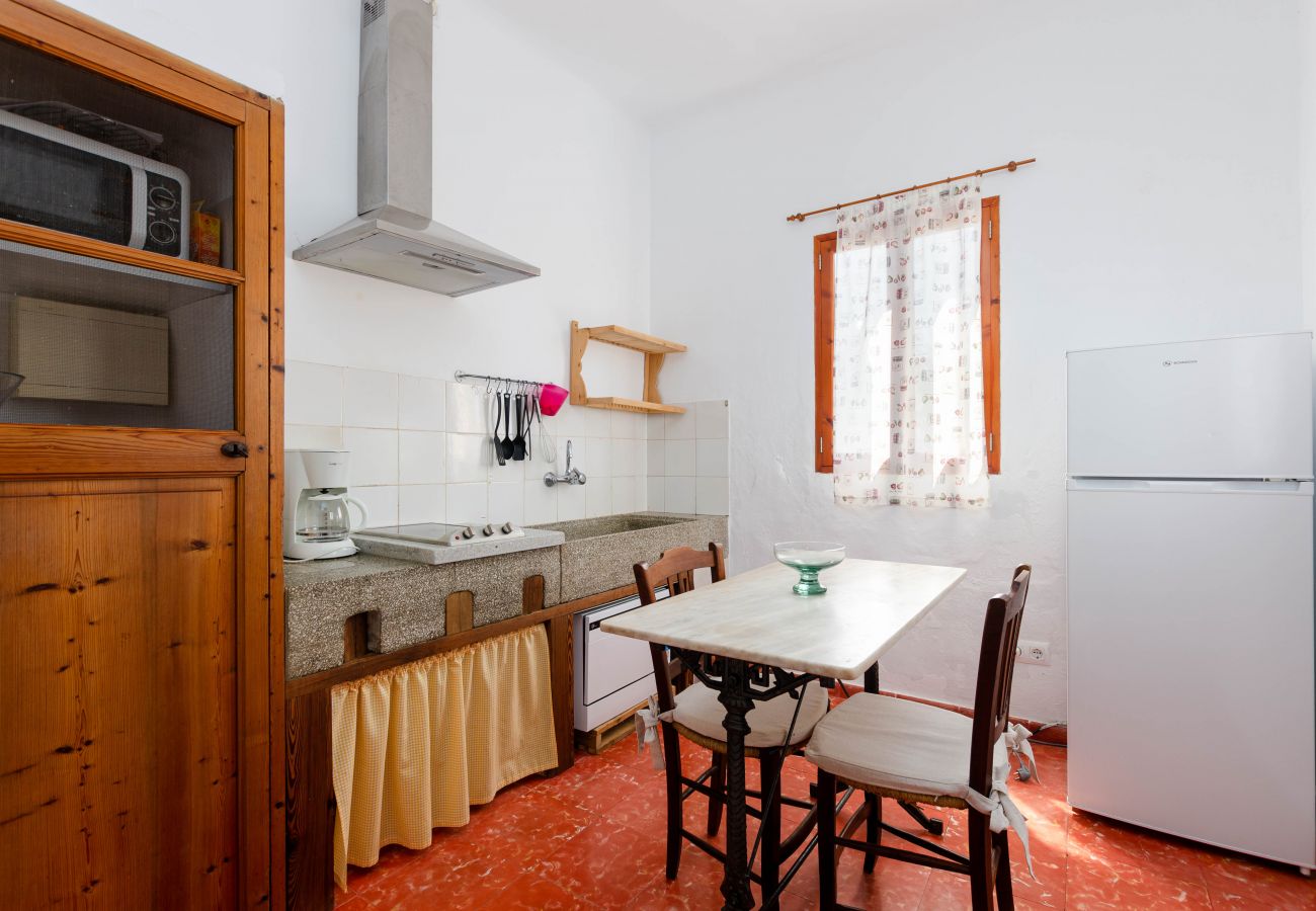 Farm stay in Campos - YourHouse Son Sala farm stay, apartment with shared pool