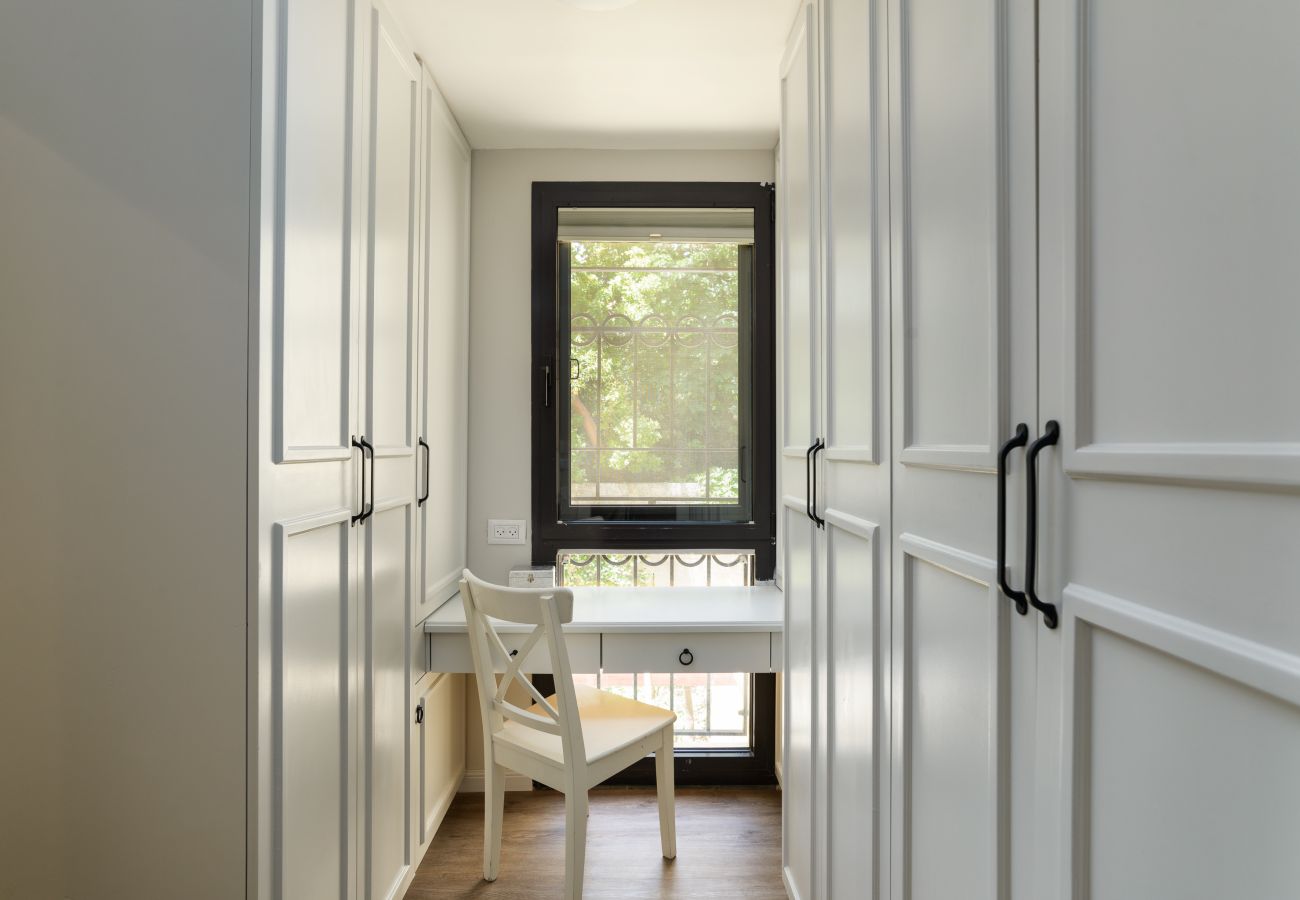Apartment in Jerusalem - Family Apt & Garden in David's Village by FeelHome 