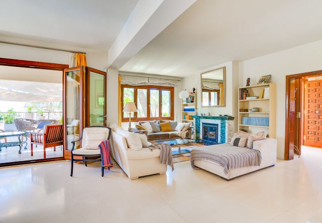 Villa in Palma de Mallorca -  VILLA CALA ESTANCIA MERCEDES Villa in Palma de Mallorca -  VILLA CALA ESTANCIA MERCEDES