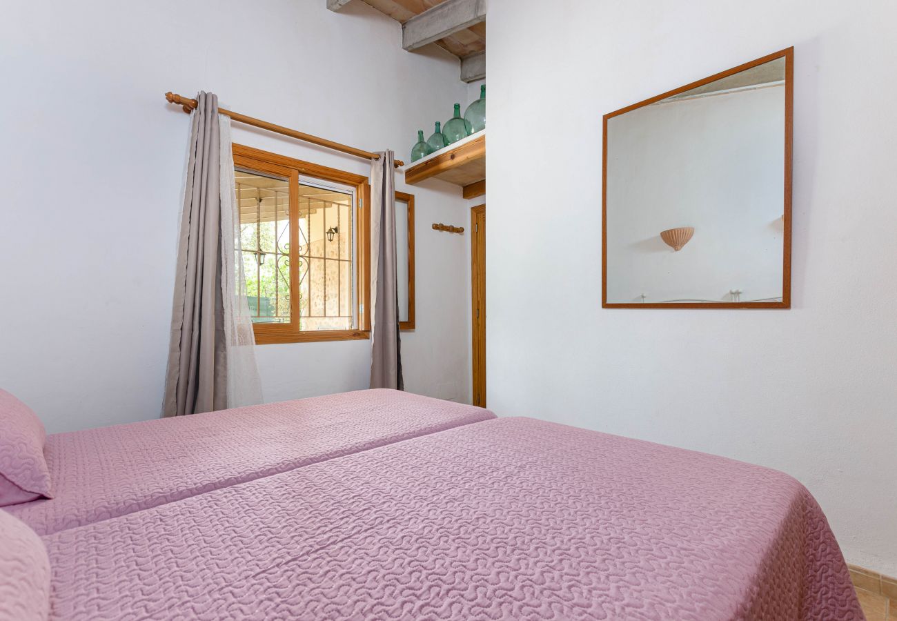 Villa in Buger - YourHouse Sa Sini, villa in a quiet area with private pool