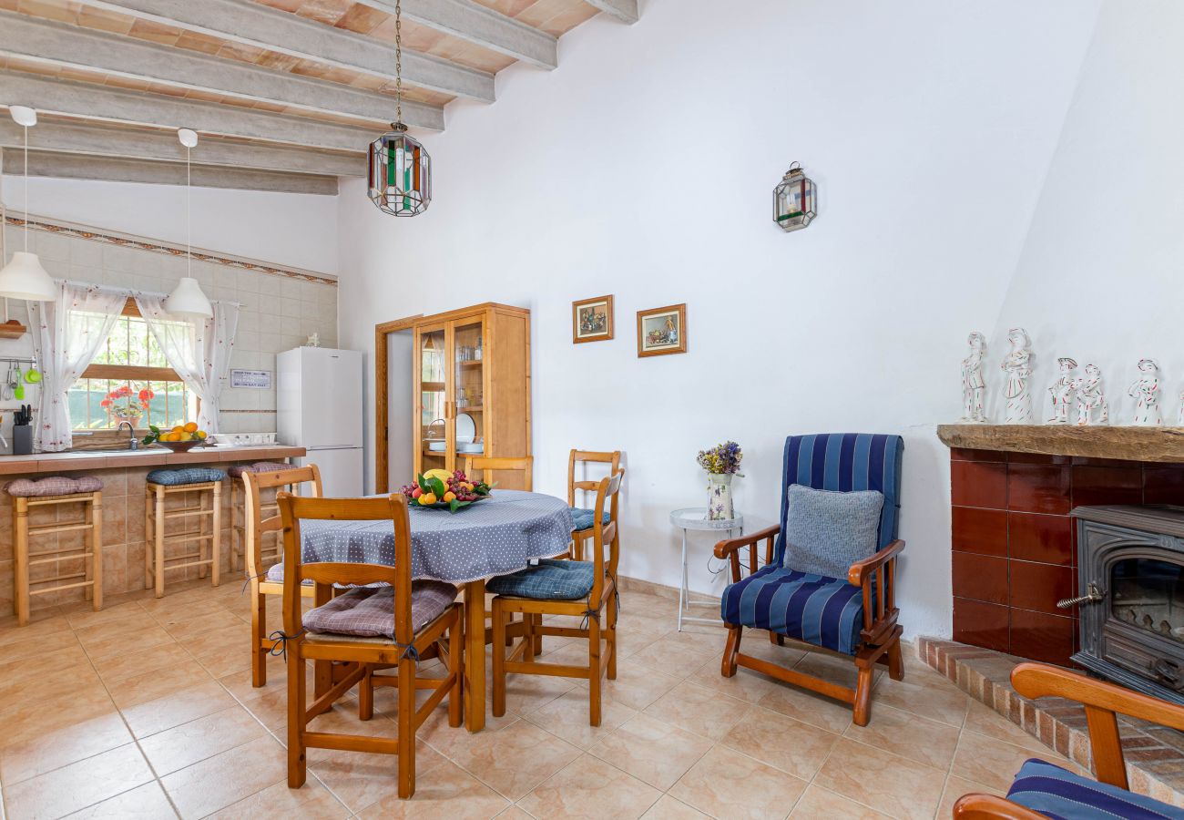 Villa in Buger - YourHouse Sa Sini, villa in a quiet area with private pool