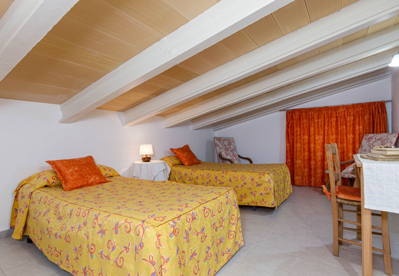 Villa in Buger - YourHouse Sa Sini, villa in a quiet area with private pool