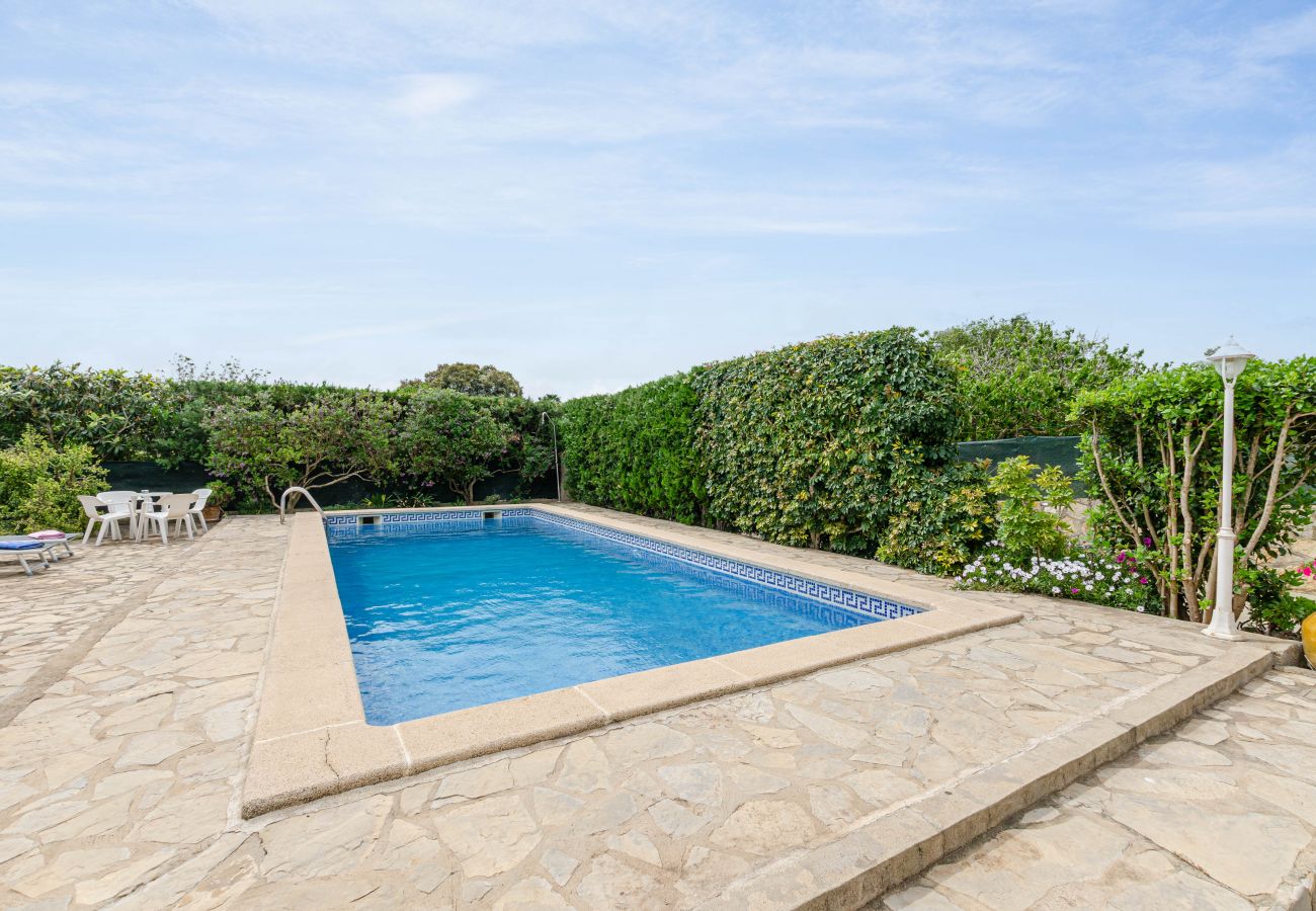 Villa in Buger - YourHouse Sa Sini, villa in a quiet area with private pool