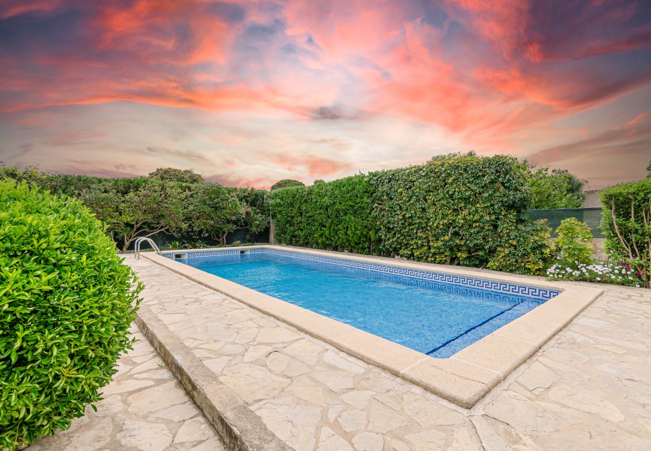 Villa in Buger - YourHouse Sa Sini, villa in a quiet area with private pool