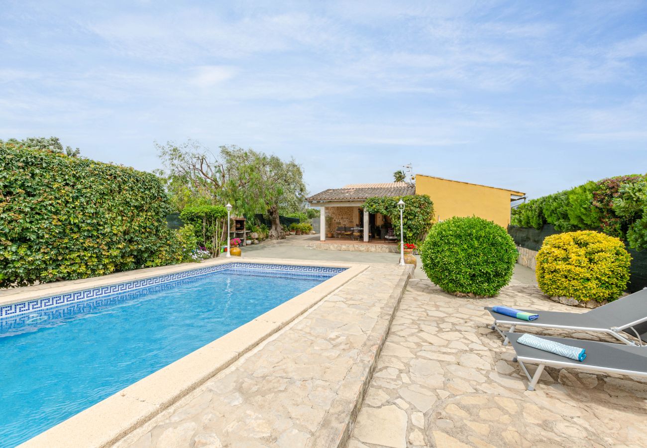 Villa in Buger - YourHouse Sa Sini, villa in a quiet area with private pool