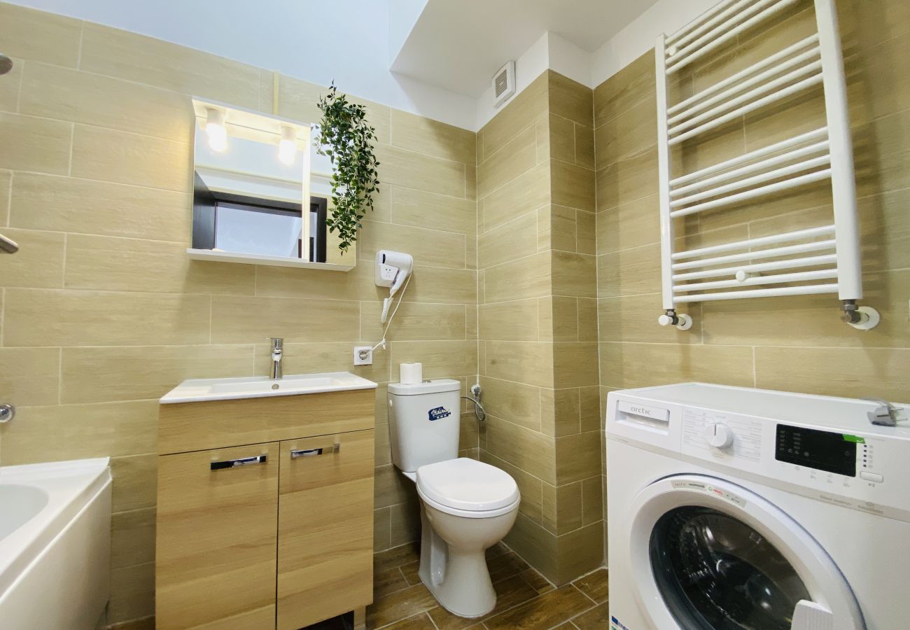 Studio in Bucharest - Charming Studio  with Balcony