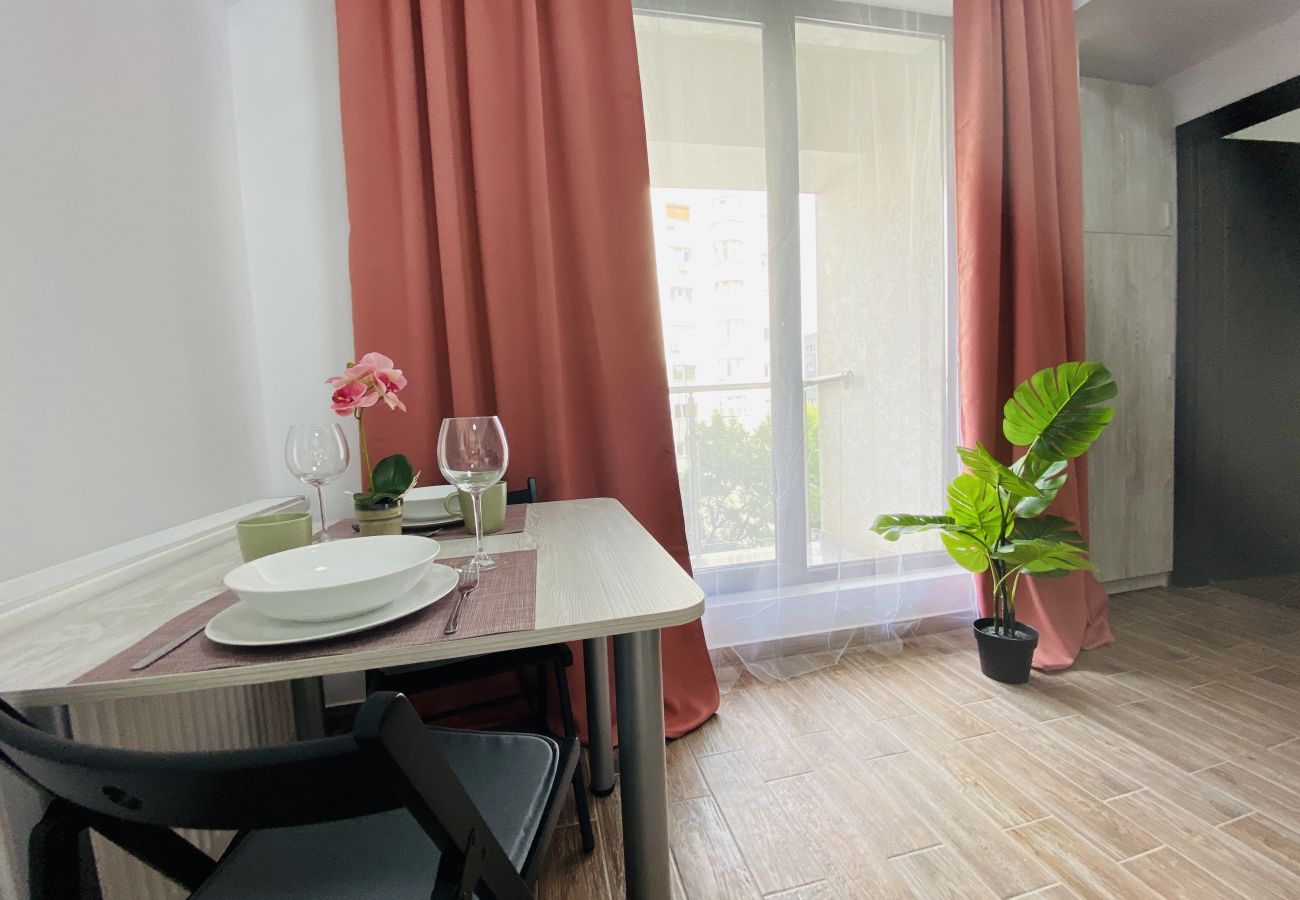 Studio in Bucharest - Charming Studio  with Balcony