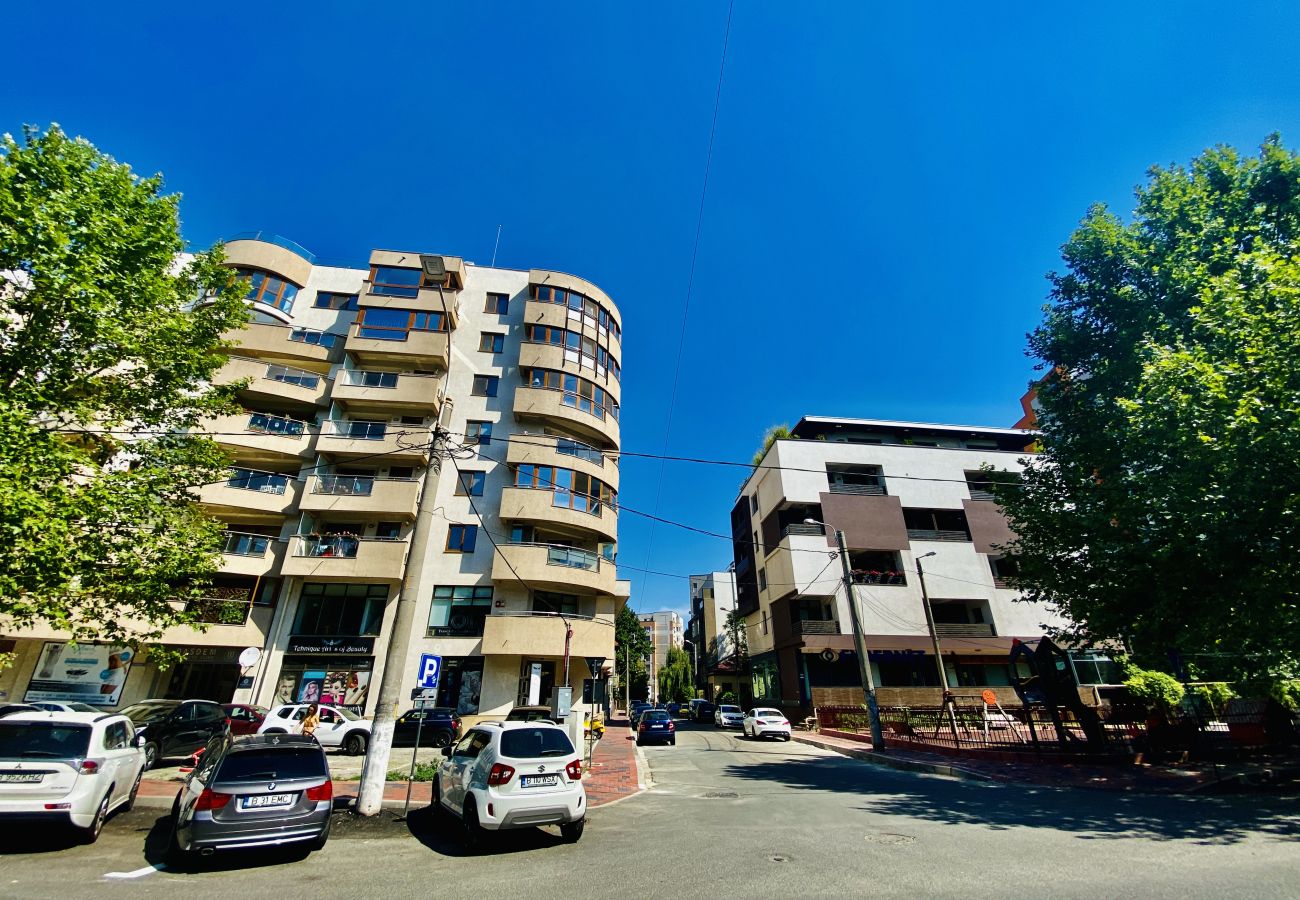 Studio in Bucharest - Charming Studio  with Balcony
