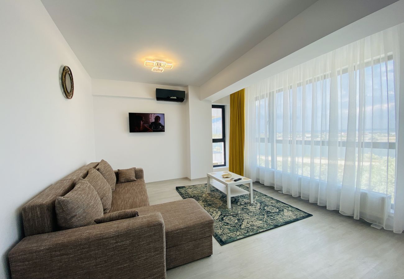 Apartment in Mamaia Nord - Alezzi Yaht Apartment with Sea View Near the Beach 
