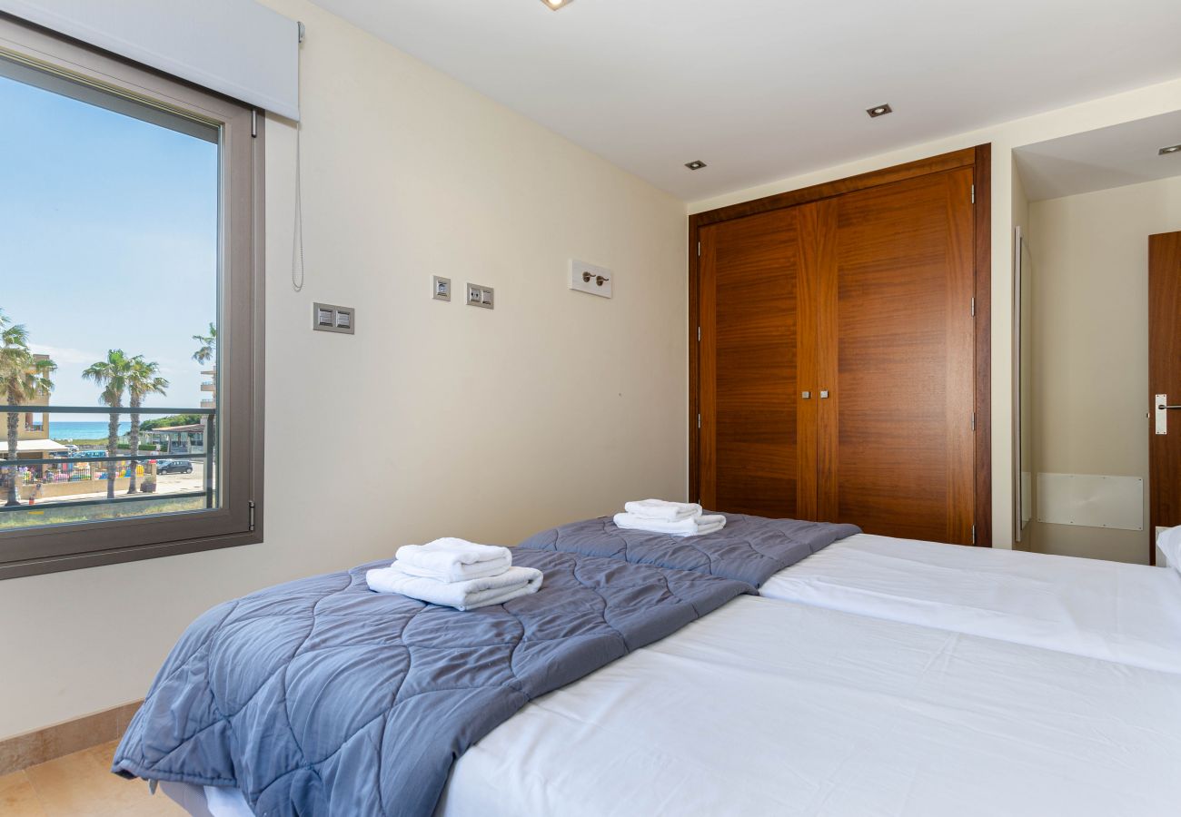Townhouse in Can Picafort - YourHouse Juan, modern chalet in Majorca north 