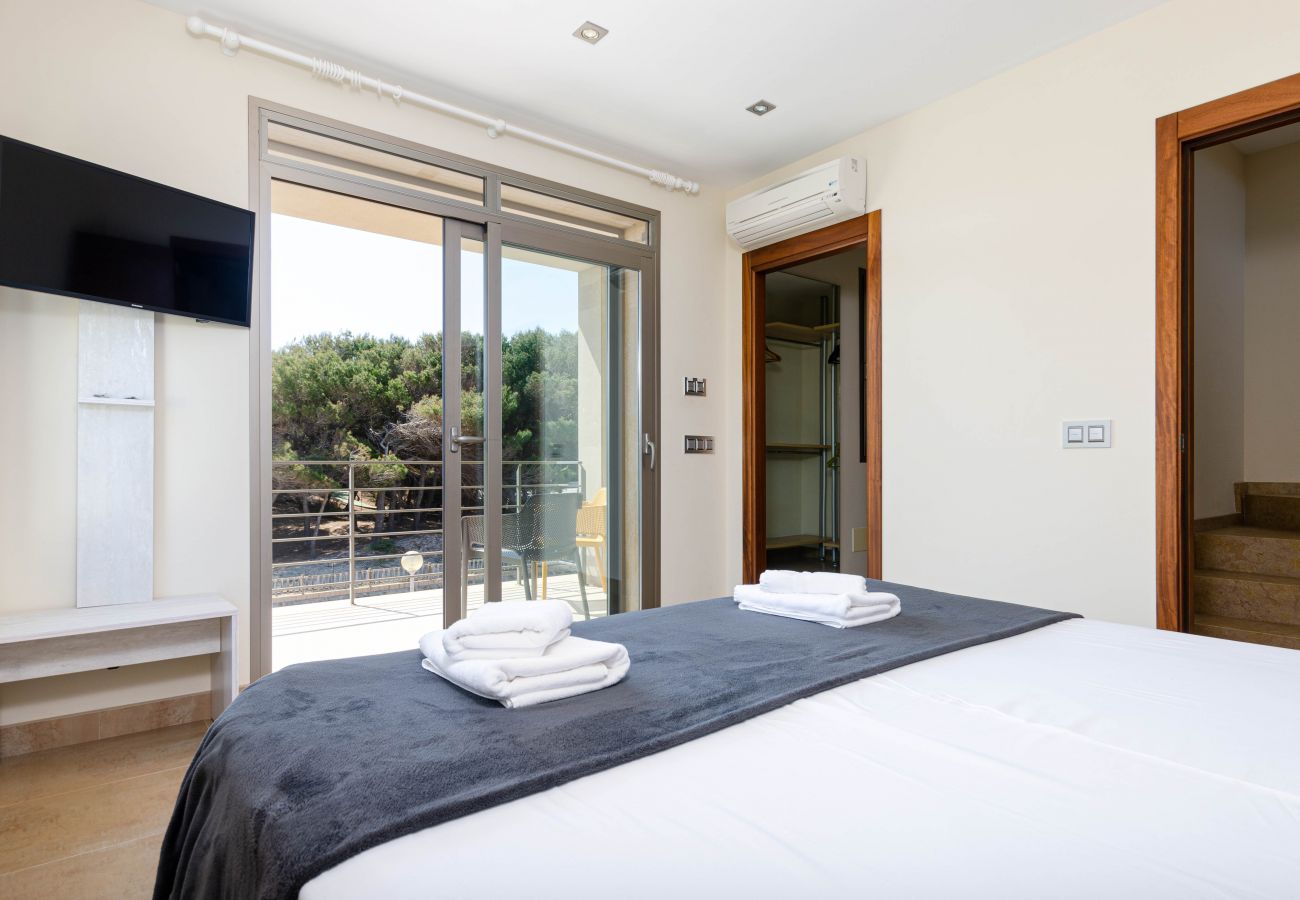 Townhouse in Can Picafort - YourHouse Juan, modern chalet in Majorca north 