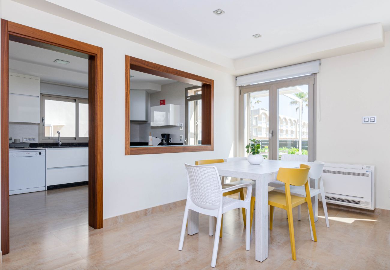 Townhouse in Can Picafort - YourHouse Juan, modern chalet in Majorca north 