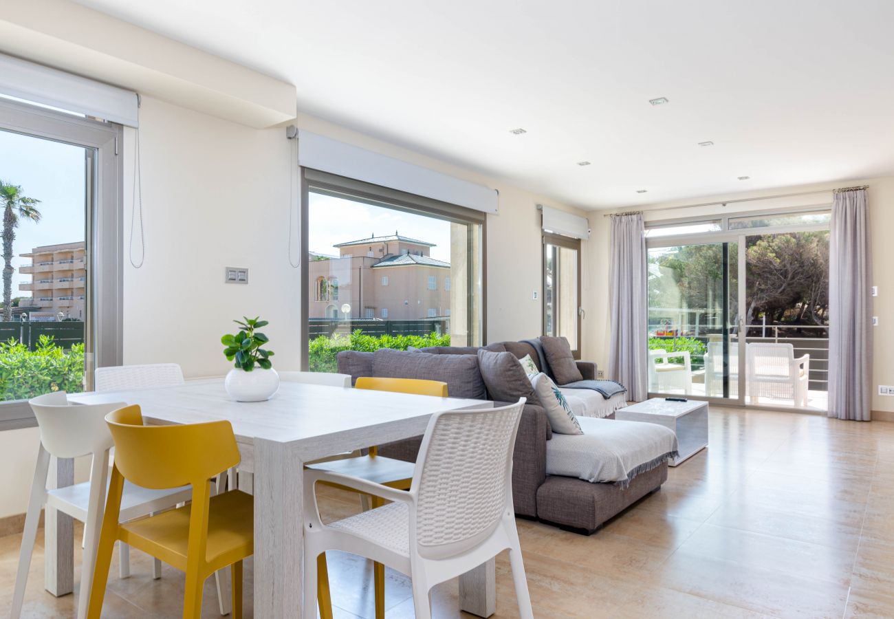Townhouse in Can Picafort - YourHouse Juan, modern chalet in Majorca north 