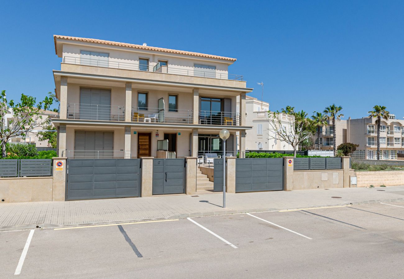 Townhouse in Can Picafort - YourHouse Juan, modern chalet in Majorca north 