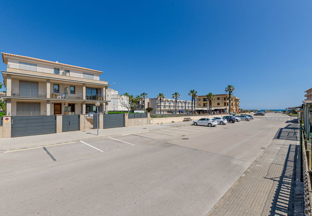 Townhouse in Can Picafort - YourHouse Juan, modern chalet in Majorca north 