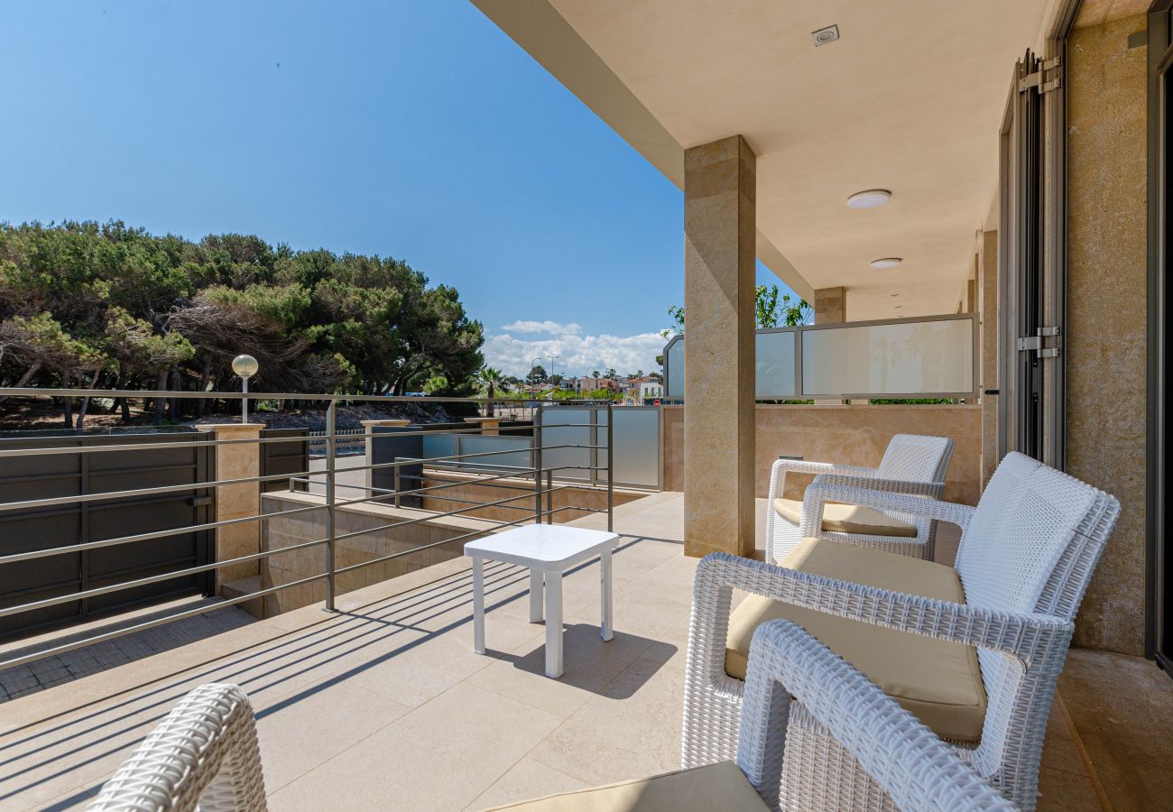 Townhouse in Can Picafort - YourHouse Juan, modern chalet in Majorca north 