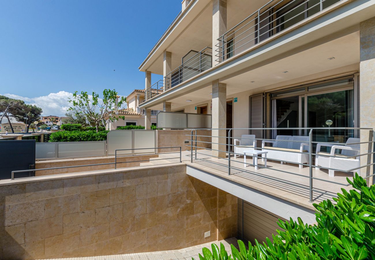 Townhouse in Can Picafort - YourHouse Juan, modern chalet in Majorca north 