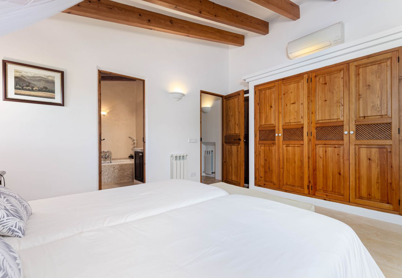 Villa in Felanitx - Villa for 8 guests with pool and barbecue, YourHouse Son Punta