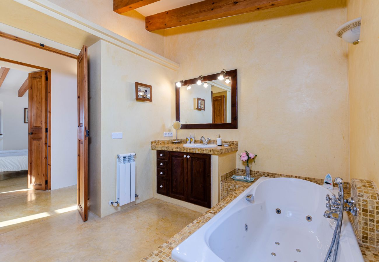 Villa in Felanitx - Villa for 8 guests with pool and barbecue, YourHouse Son Punta