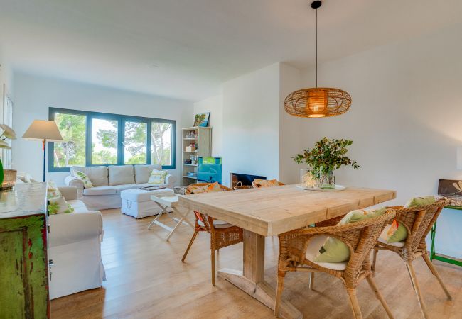 Apartment in Costa de los Pinos - SES ALZINES APARTMENT SEA VIEW MALLORCA  Apartment in Costa de los Pinos - SES ALZINES APARTMENT SEA VIEW MALLORCA