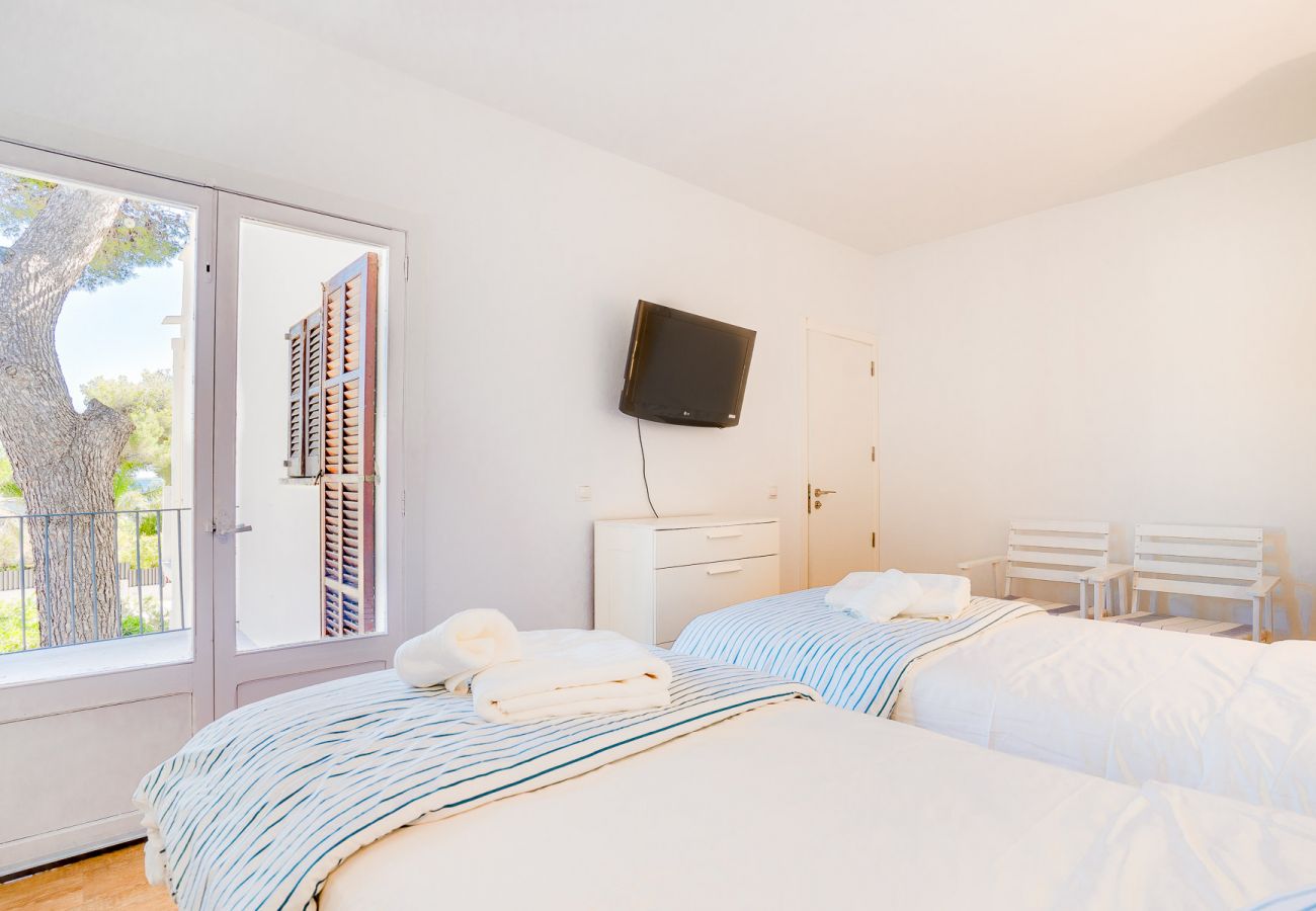 Apartment in Costa de los Pinos - SES ALZINES APARTMENT SEA VIEW MALLORCA 