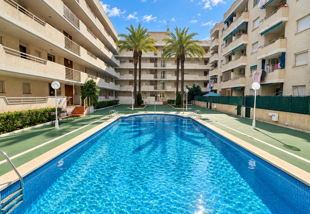 Apartment in La Pineda - LA PINEDA HOLIDAY APARTMENT by Priority Villas