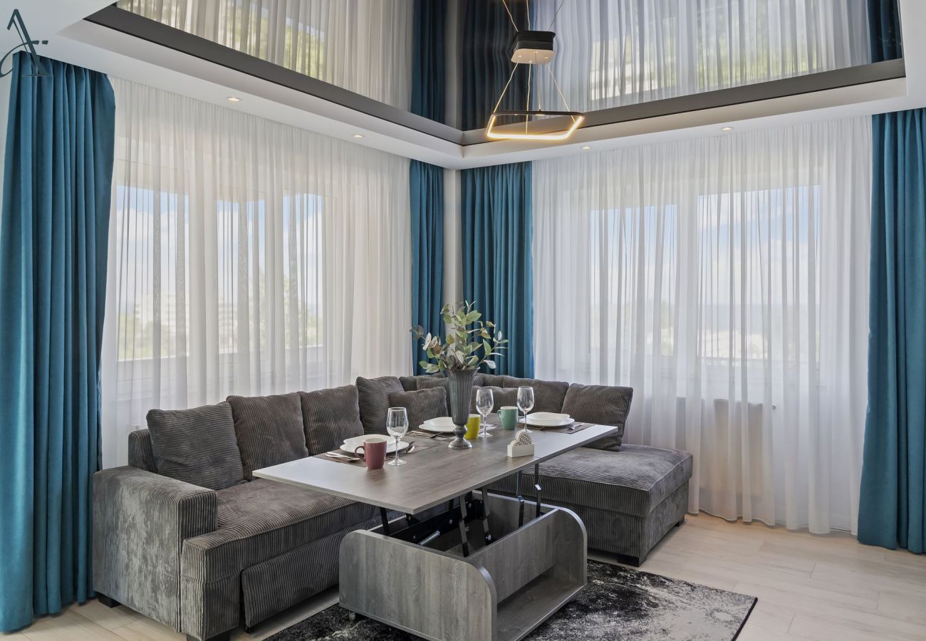 Apartment in Mamaia - The MoonLight Nest