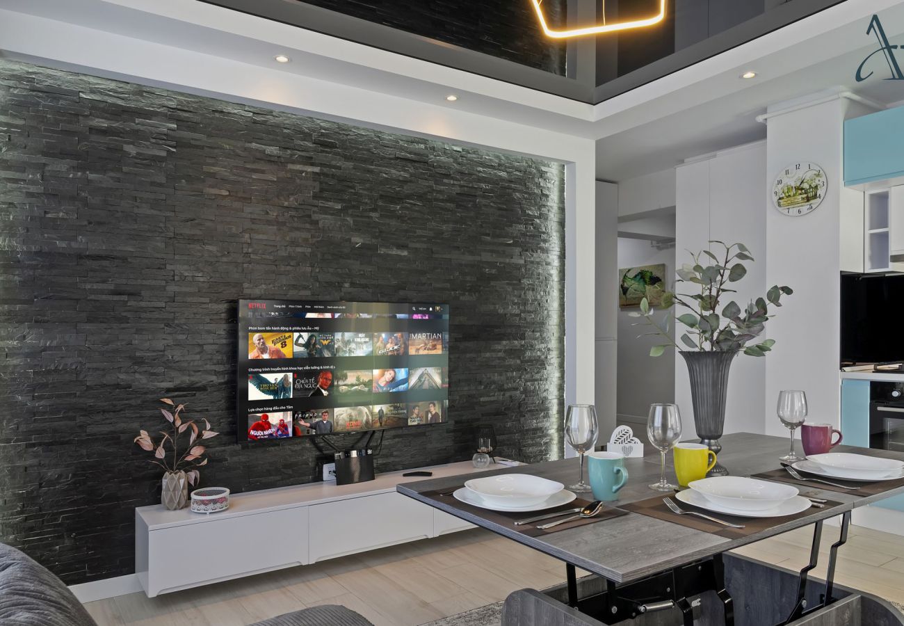 Apartment in Mamaia - The MoonLight Nest