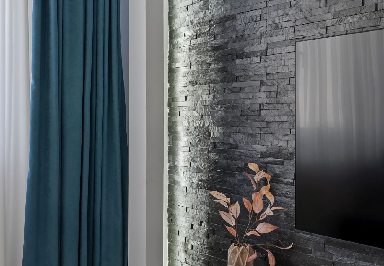 Apartment in Mamaia - The MoonLight Nest