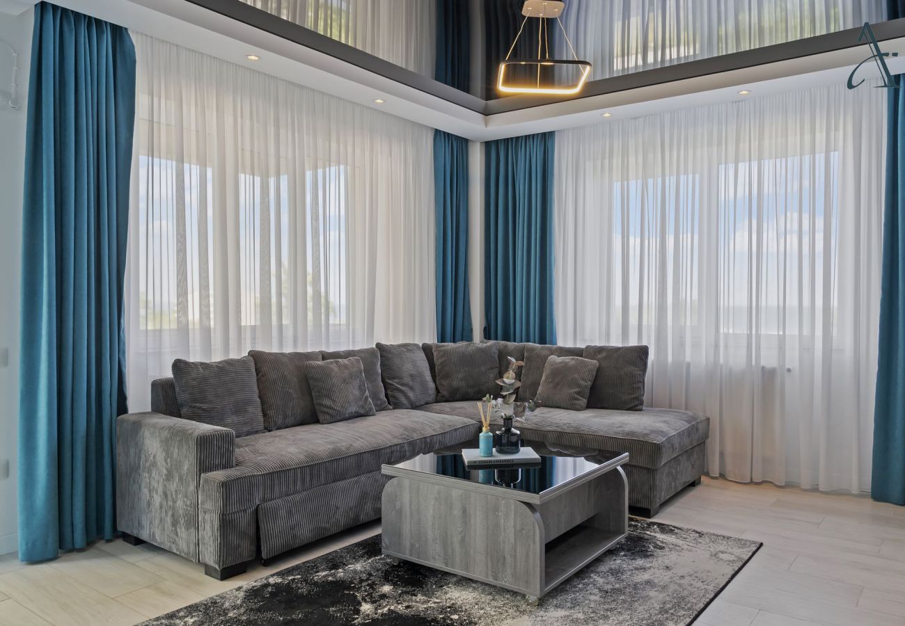 Apartment in Mamaia - The MoonLight Nest