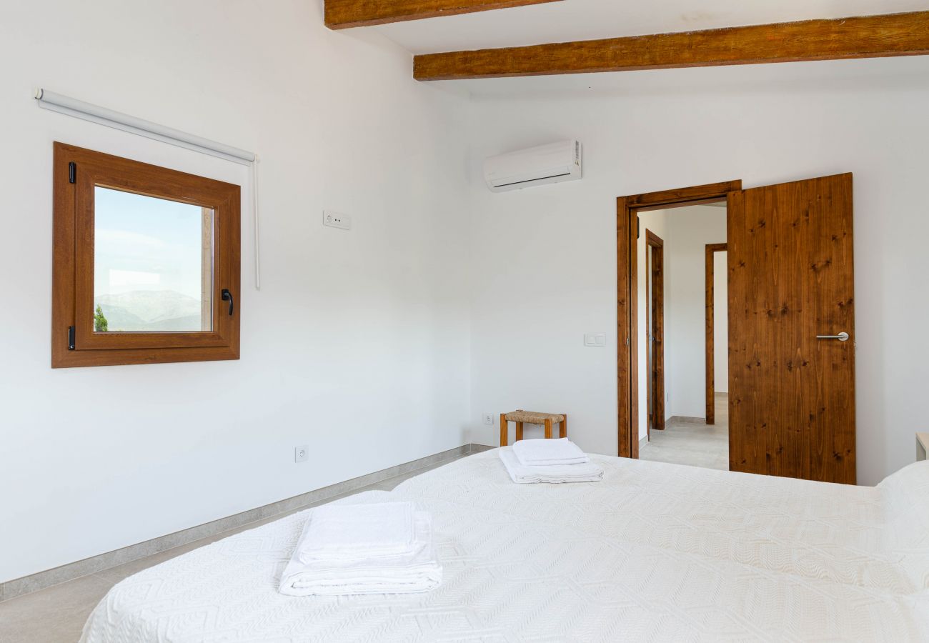Villa in Muro - YourHouse Can Covetes, villa with private pool in Mallorca North