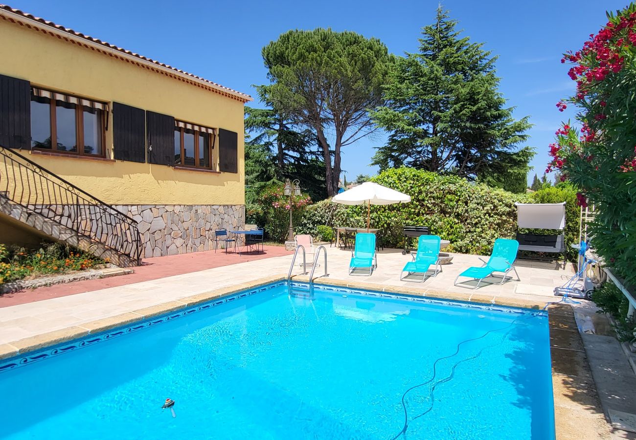 Villa in Carnoux-en-Provence - VILLA OCRE - 6 PERSONNES - CARNOUX PROCHE MER