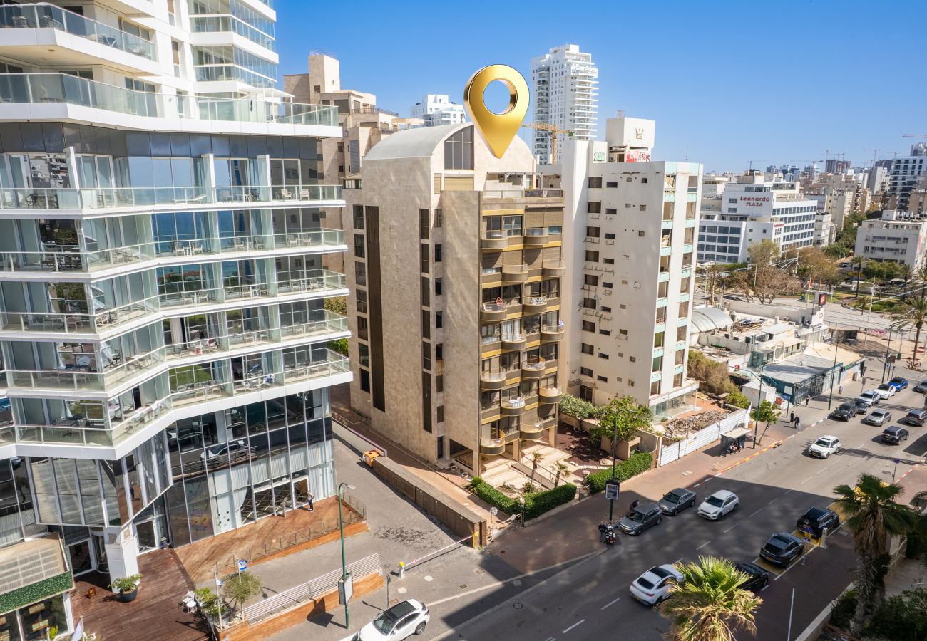 Apartment in Netanya - MIKLAT Elegant Apt with Balcony & Sea View by FeelHome