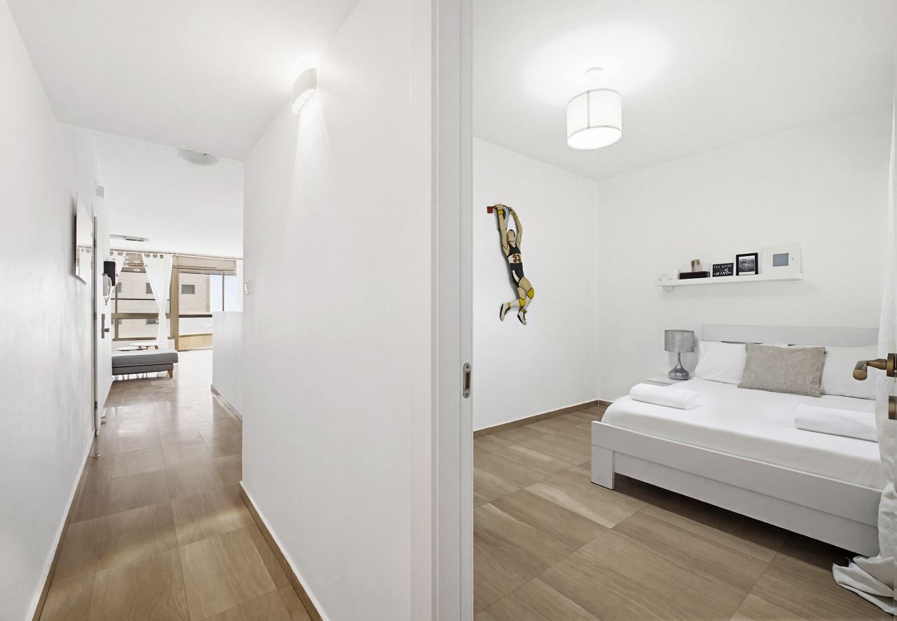 Apartment in Netanya - MIKLAT Elegant Apt with Balcony & Sea View by FeelHome