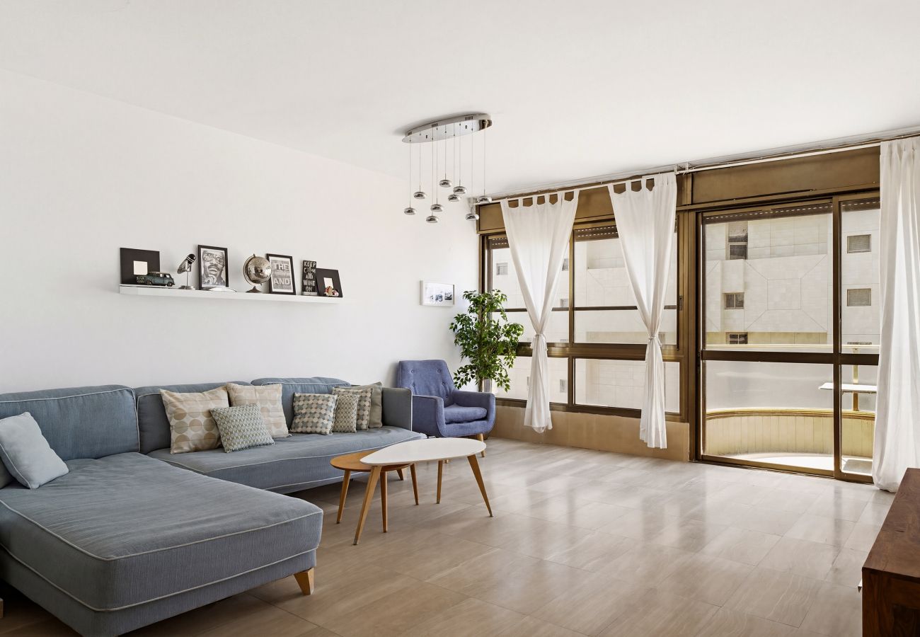Apartment in Netanya - MIKLAT Elegant Apt with Balcony & Sea View by FeelHome