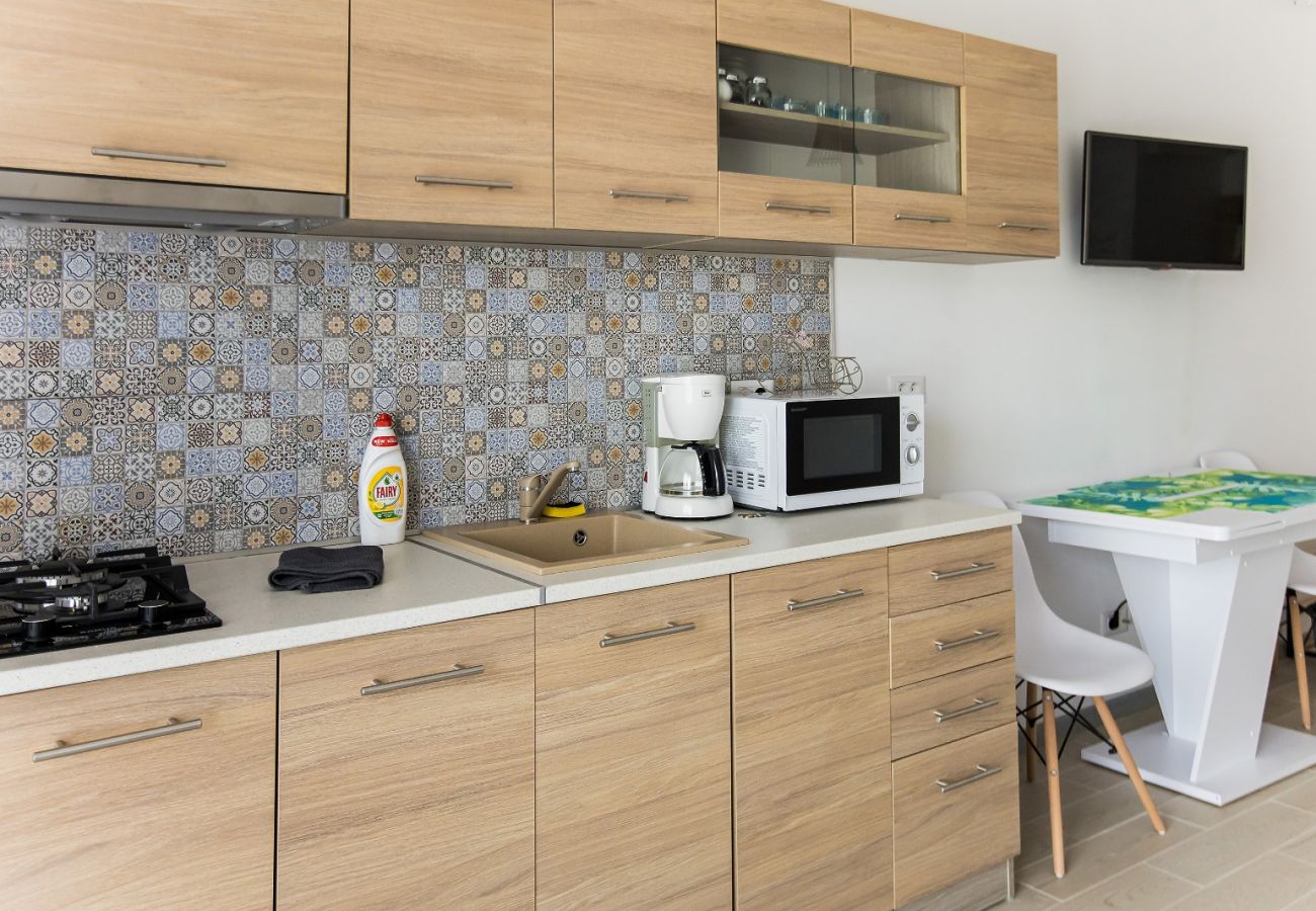 Apartment in Mamaia Nord - One Bedroom on the ground floor near the beach