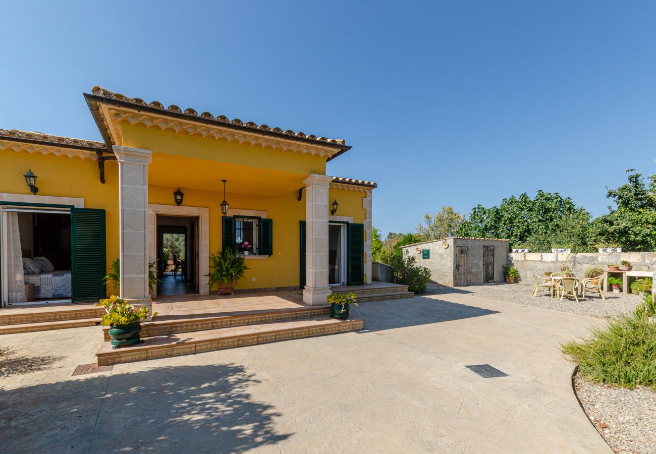 Villa in Buger - YourHouse Son Serra, villa with private pool in Buger, Majorca North