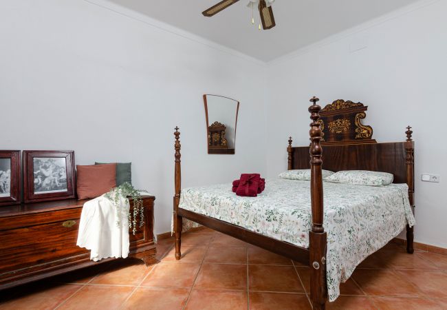 Villa in Buger - YourHouse Es Puig, villa with private pool, near the Tramuntana mountains