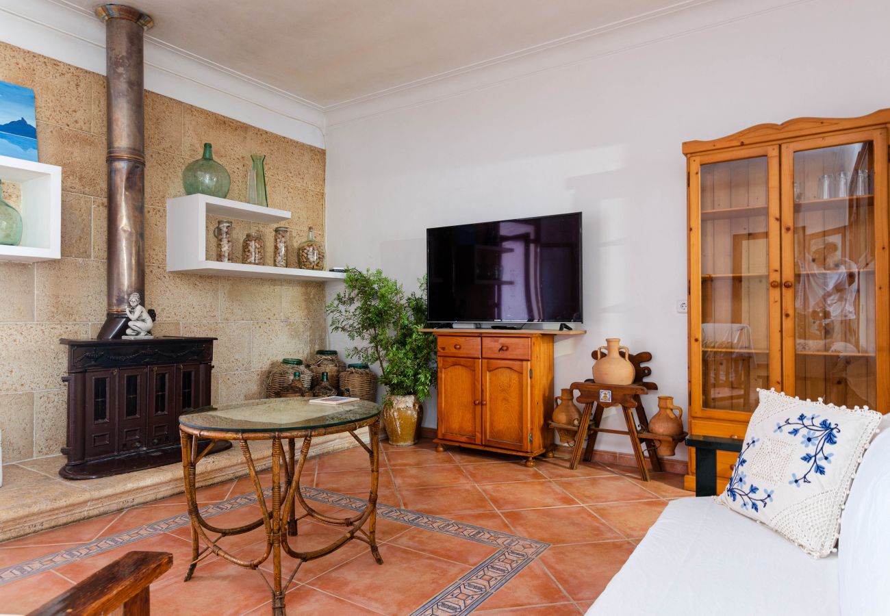 Villa in Buger - YourHouse Es Puig, villa with private pool, near the Tramuntana mountains
