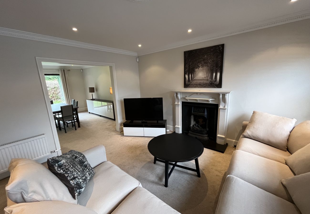 House in Dublin - The Lesson TownHouse