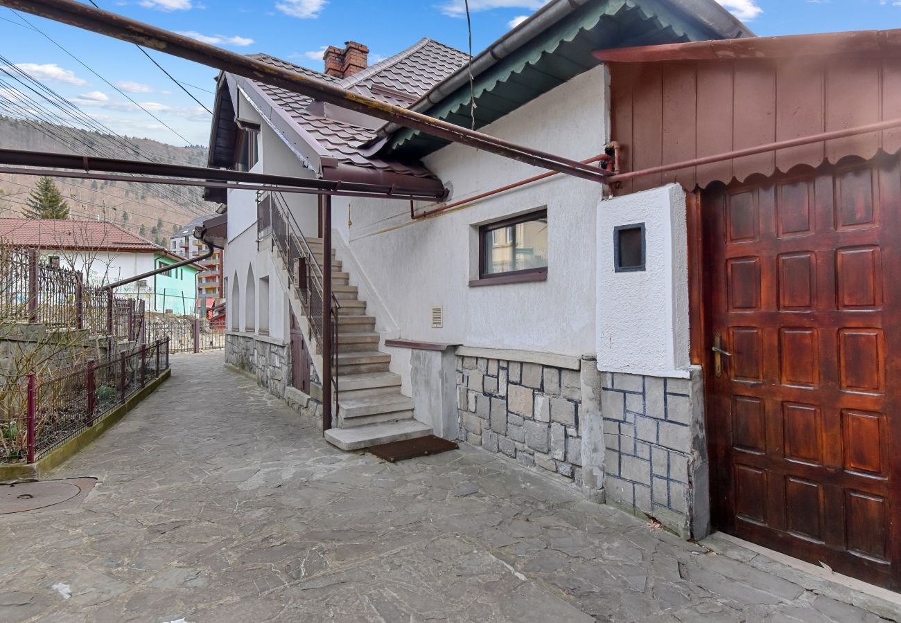 Apartment in Sinaia - Hytta Apartment with 2 Bedrooms