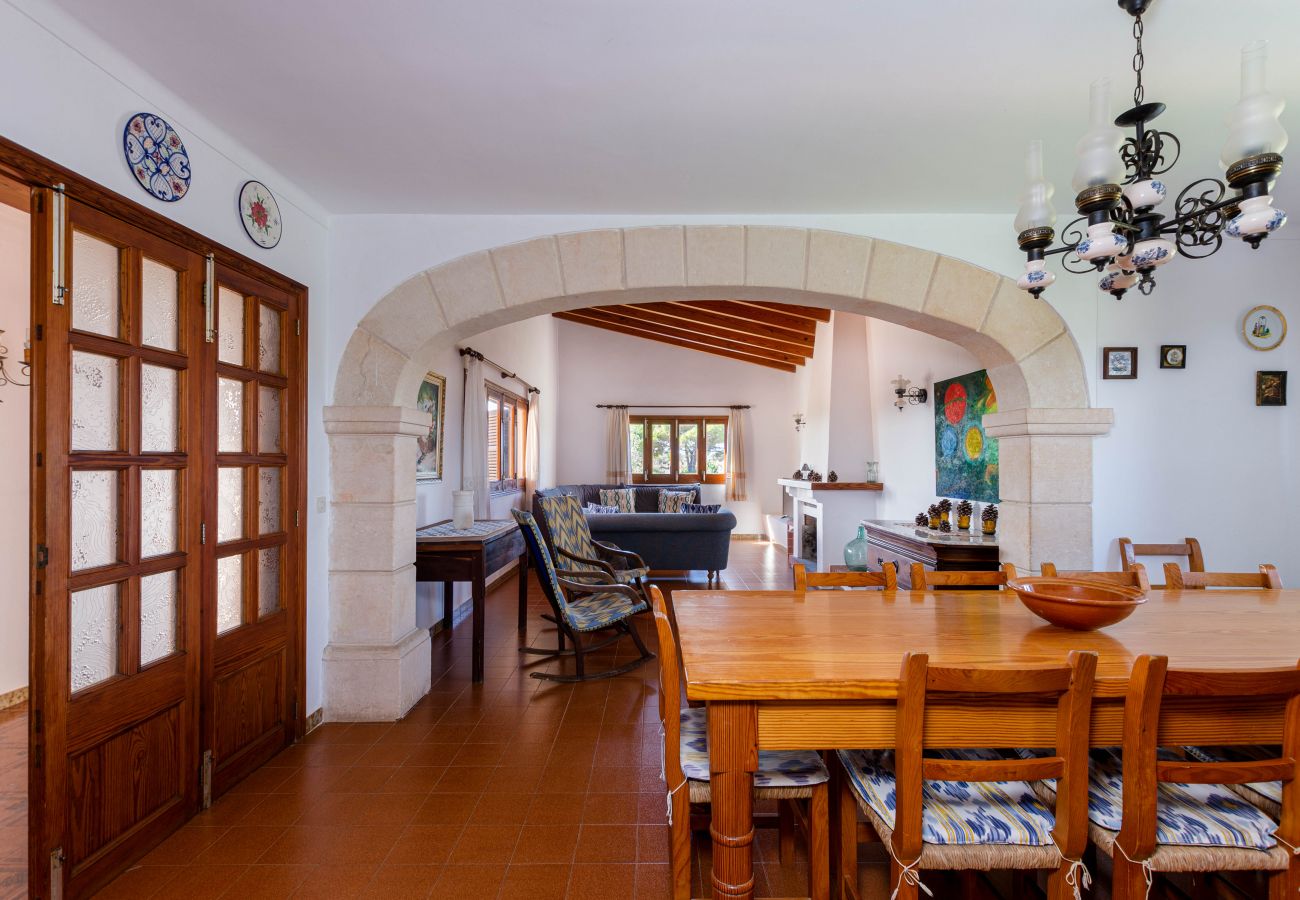 Country house in Ca´n Picafort -  YourHouse Ca Na Teulera, villa with private pool, 3 km from the beach