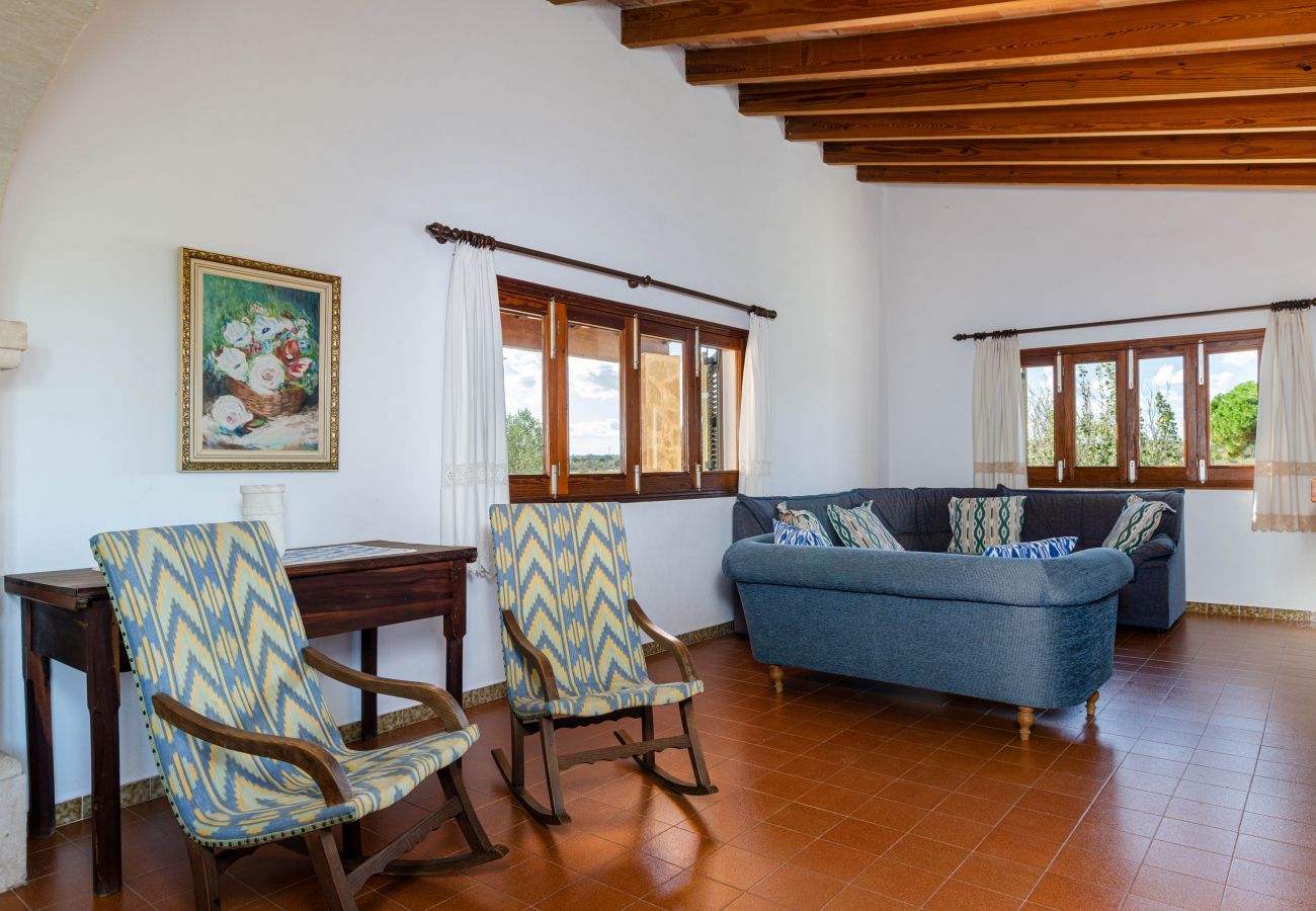 Country house in Ca´n Picafort -  YourHouse Ca Na Teulera, villa with private pool, 3 km from the beach