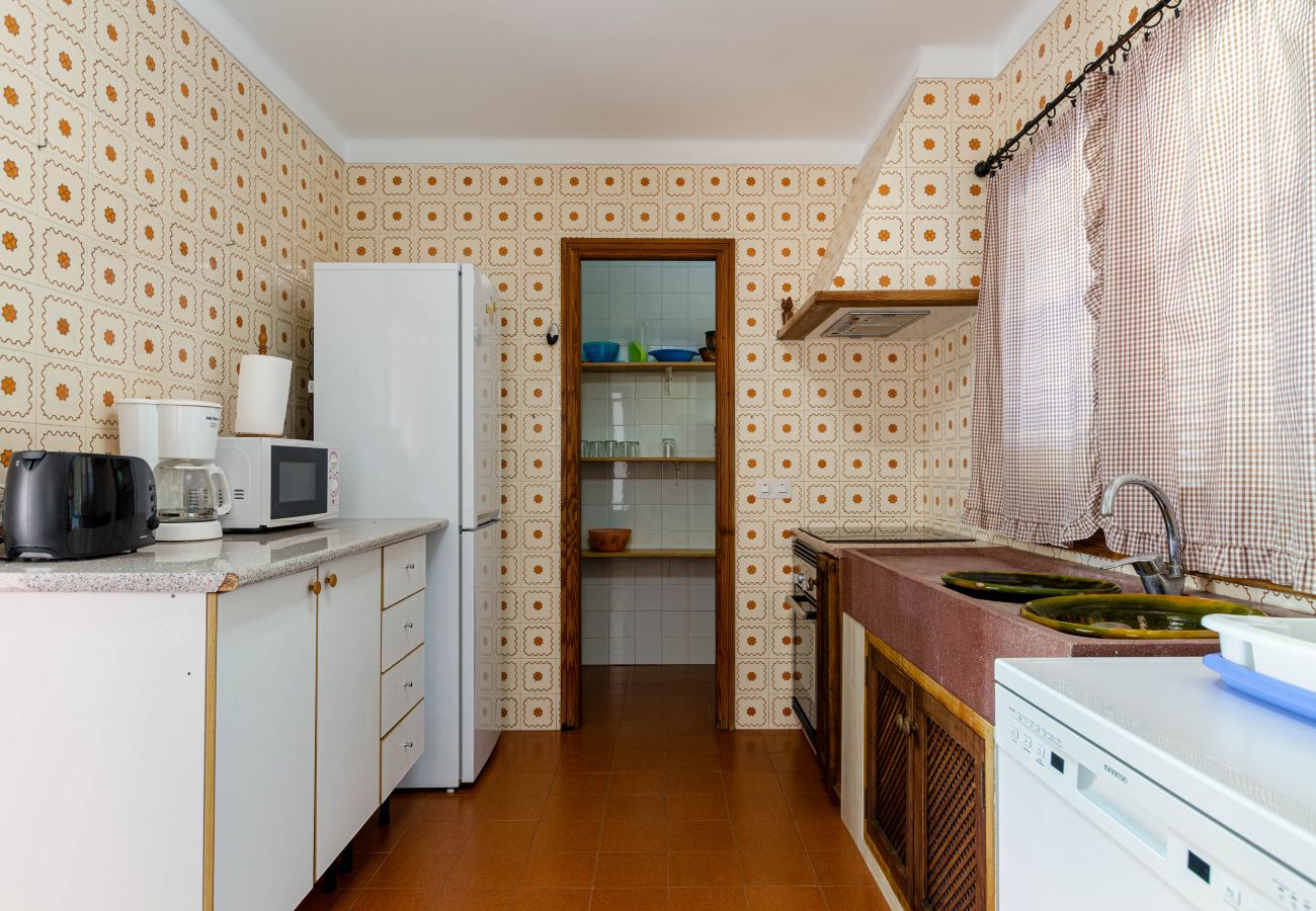 Country house in Ca´n Picafort -  YourHouse Ca Na Teulera, villa with private pool, 3 km from the beach